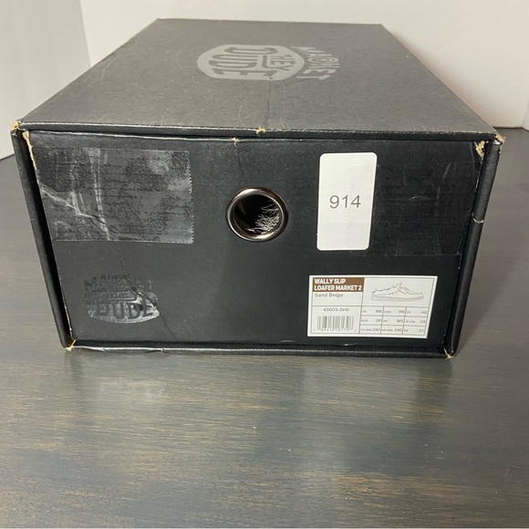 Hey Dude Wally Slip Loafer Market 2 Sand Beige Faux Fur NWT Size 8 - Picture 6 of 8